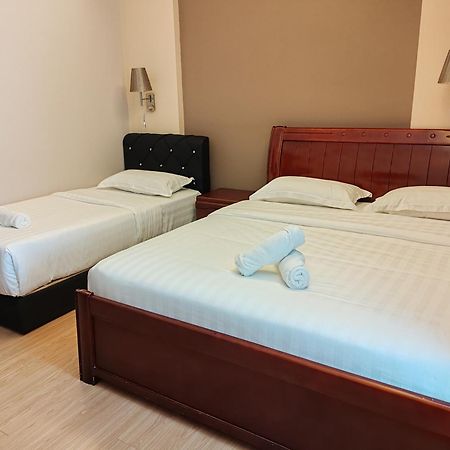 Hotel Prima Sandakan Exterior photo